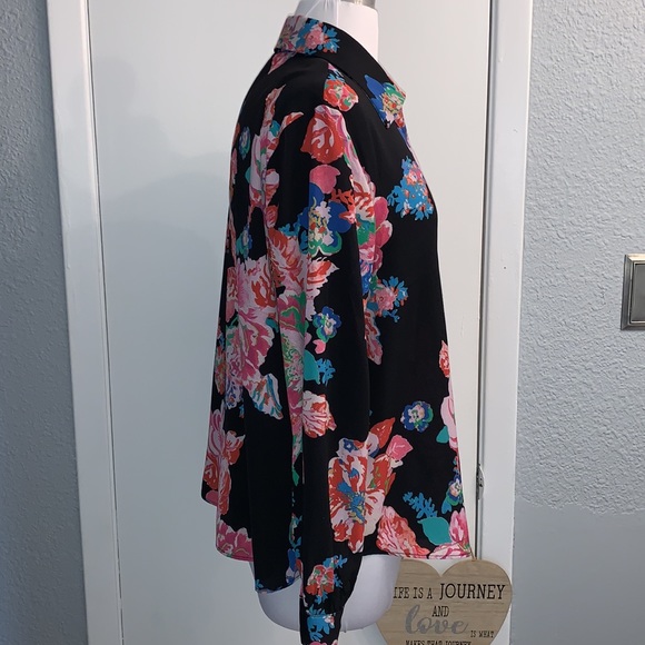 Zara | Long Sleeve Button Down - Picture 3 of 7